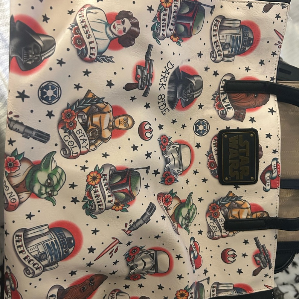 Loungefly Cream and Red Star Wars Shoulder Bag